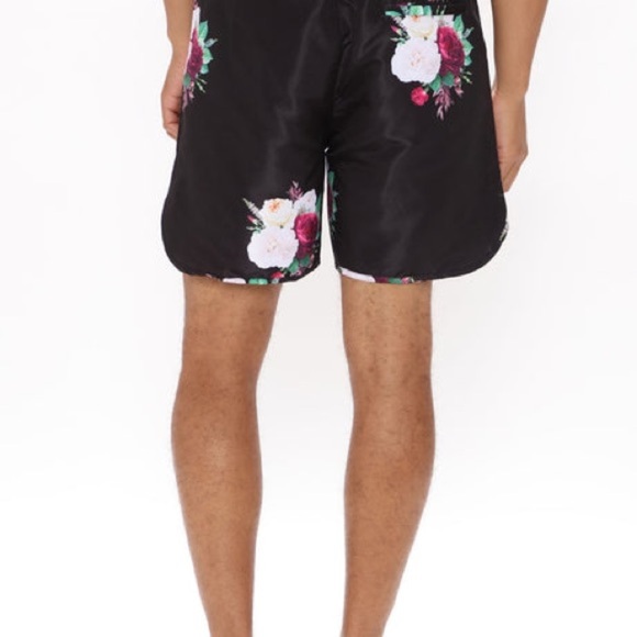 Floral Black Swim Shorts Size Large - Picture 3 of 11